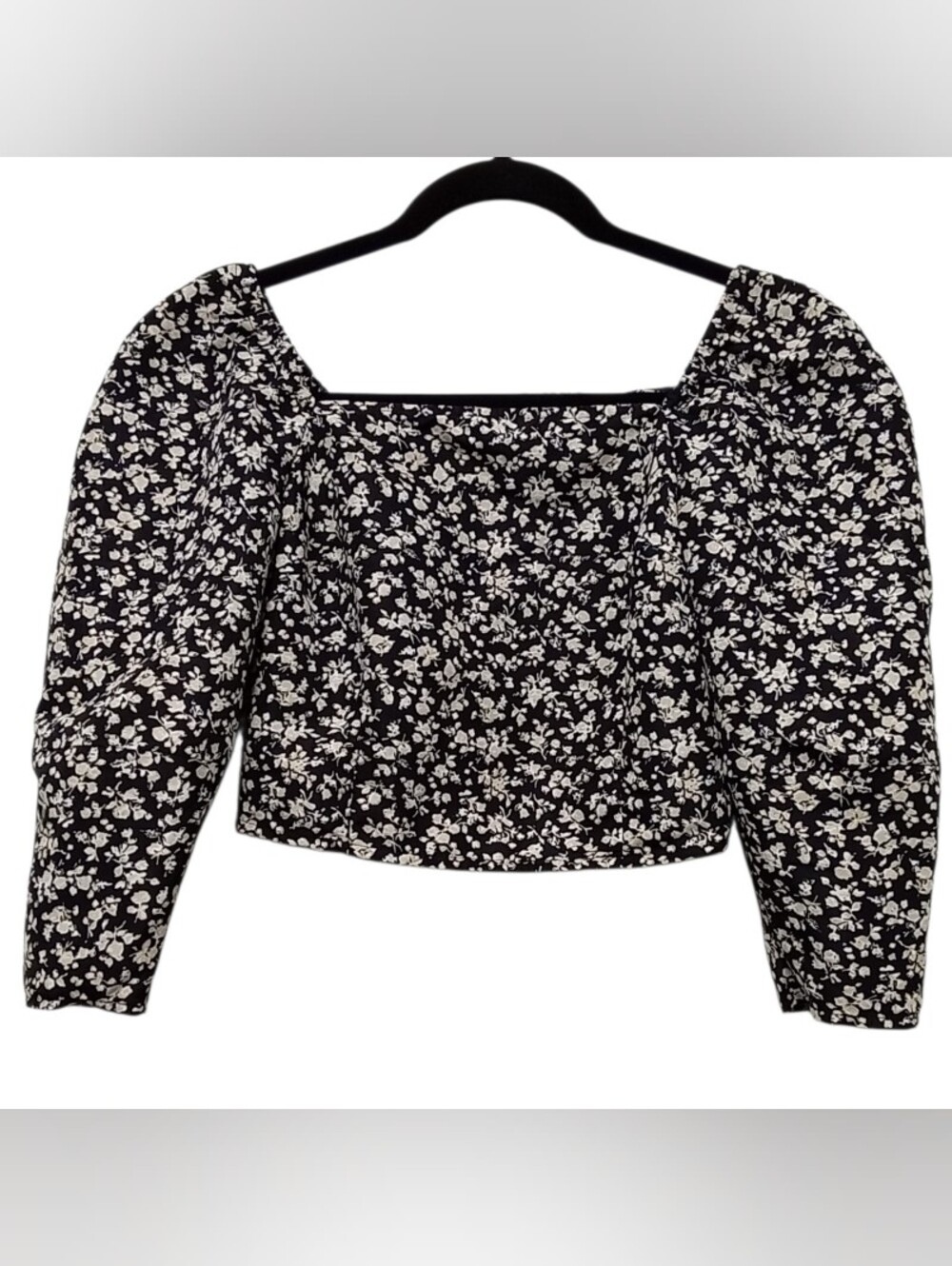 Levi's Yvie Odessa Floral Crop Blouse XS Black Agate Smocked Balloon Sleeve